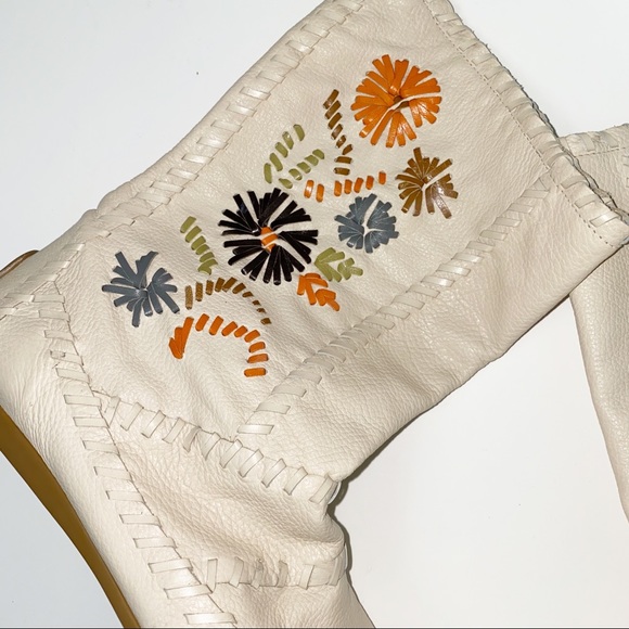 Gianni Bini Leather Howdy Boots - Picture 3 of 8